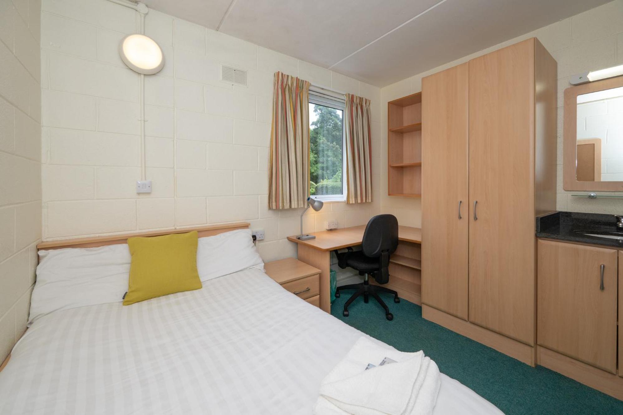 Castlewhite - Ucc Summer Beds Cork Ngoại thất bức ảnh